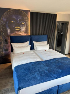 REINHARDTs HOTEL